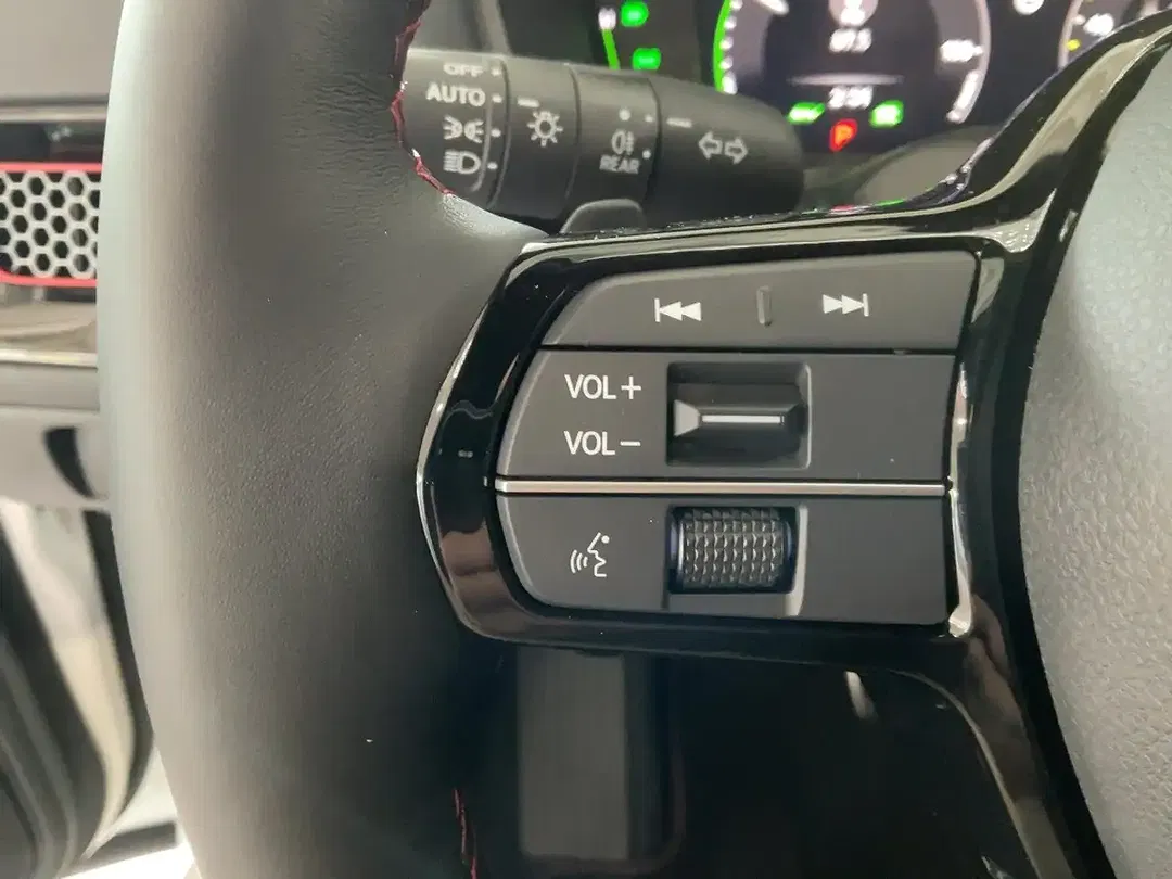 Honda Civic - Thumbnail 12