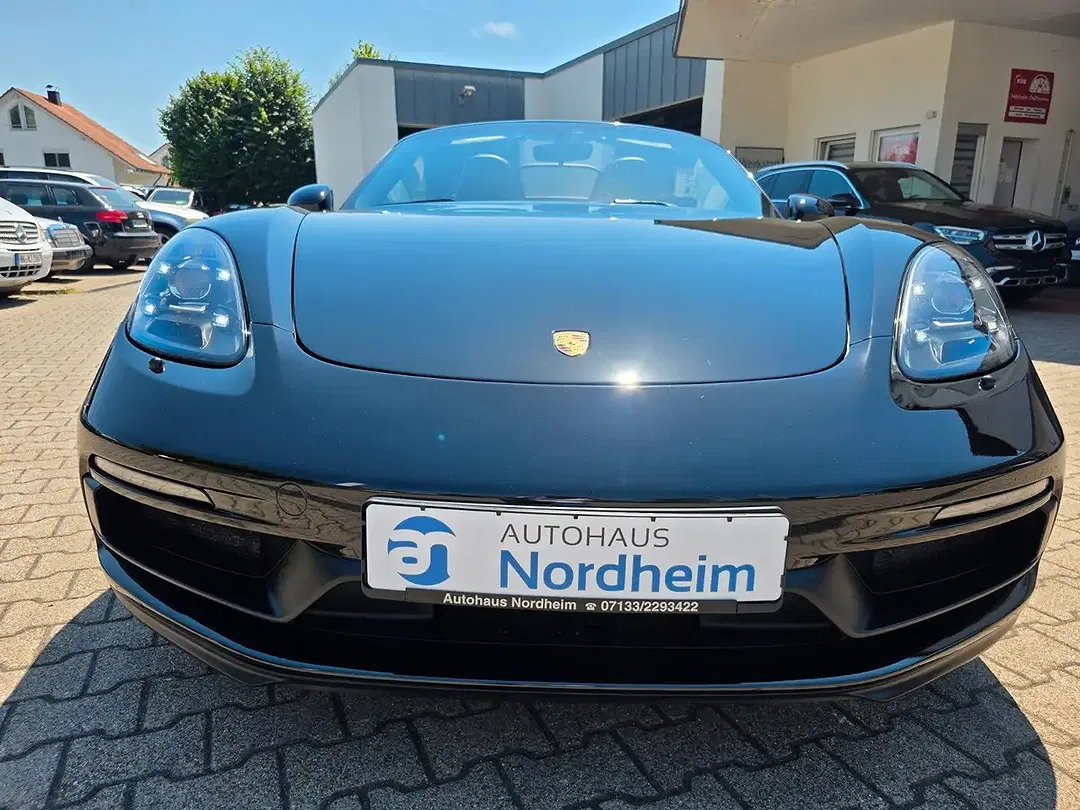 Porsche Boxster - Thumbnail 14