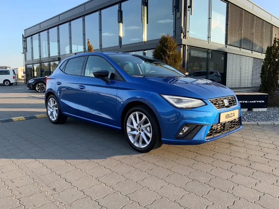 SEAT Ibiza 1.0 TSI FR - foto 1