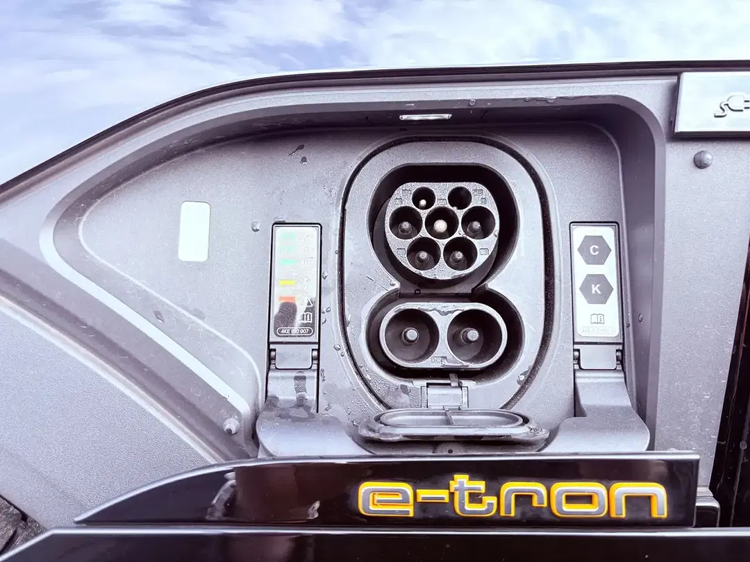 Audi e-tron - Thumbnail 14