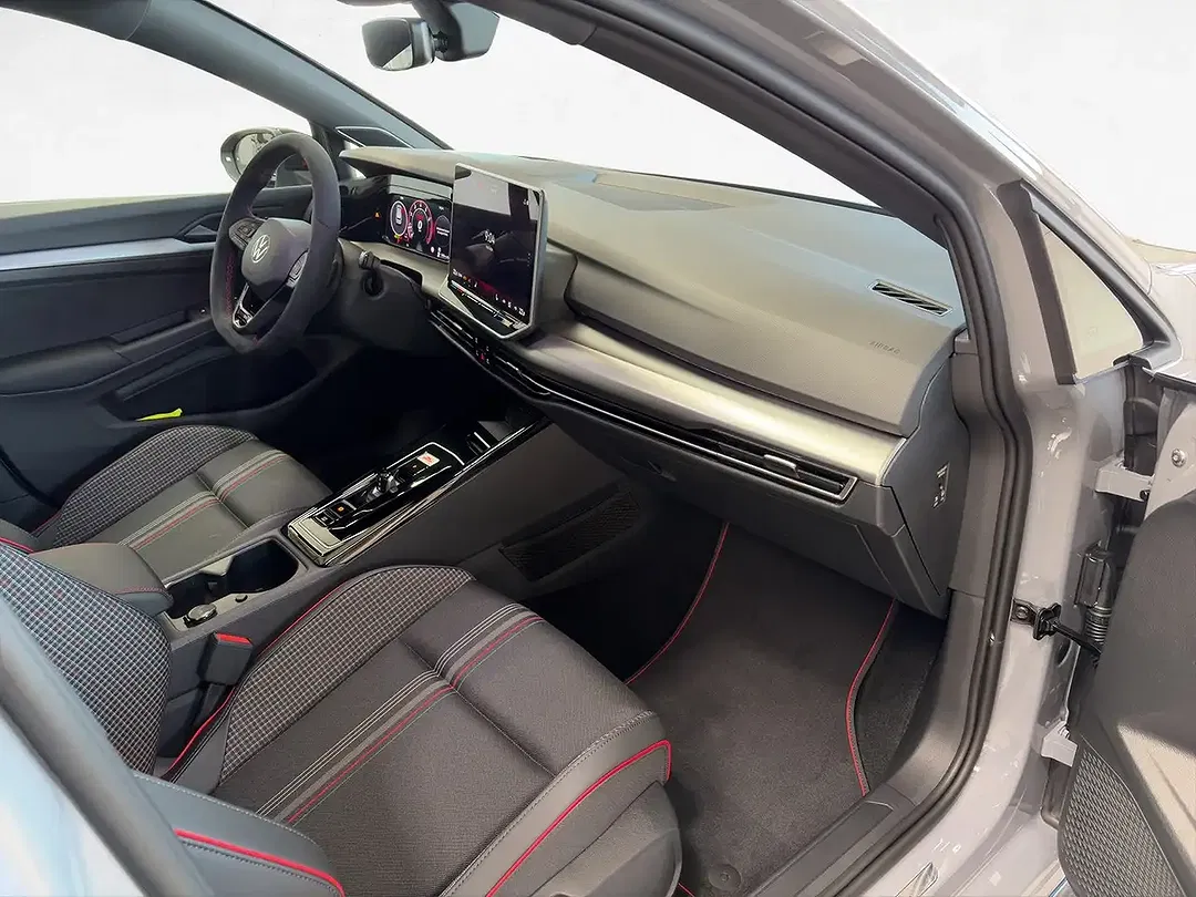 Volkswagen Golf GTI - Thumbnail 8