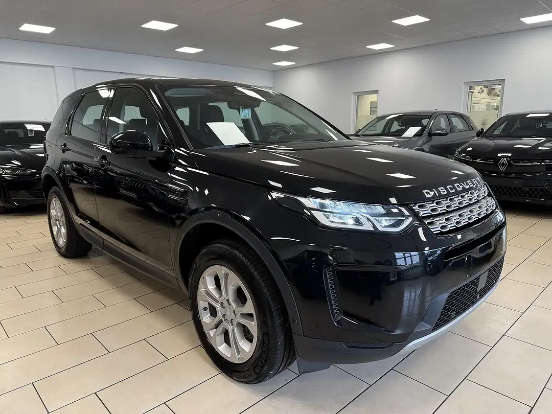 Land Rover Discovery Sport - Thumbnail 3