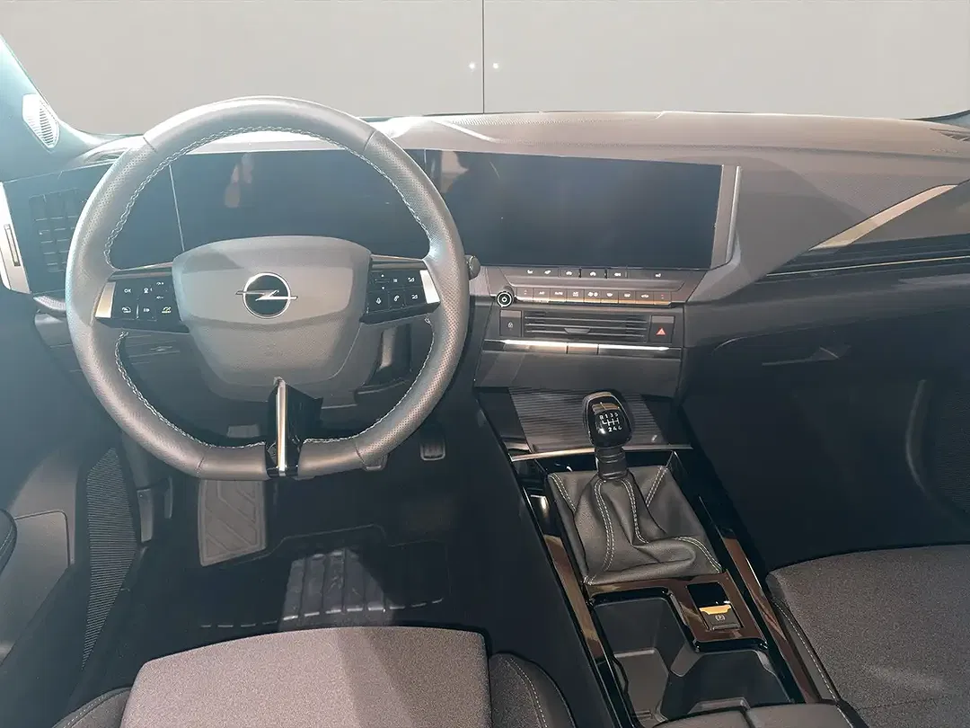 Opel Astra - Thumbnail 11