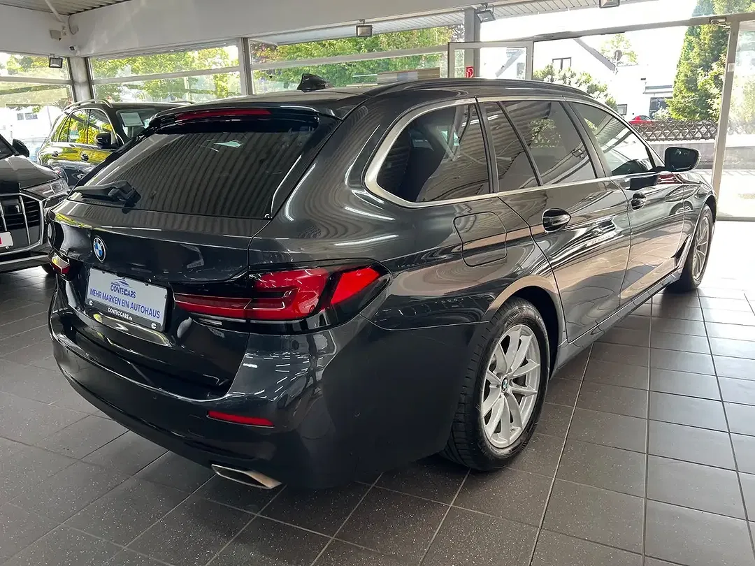 BMW 520 - Thumbnail 11