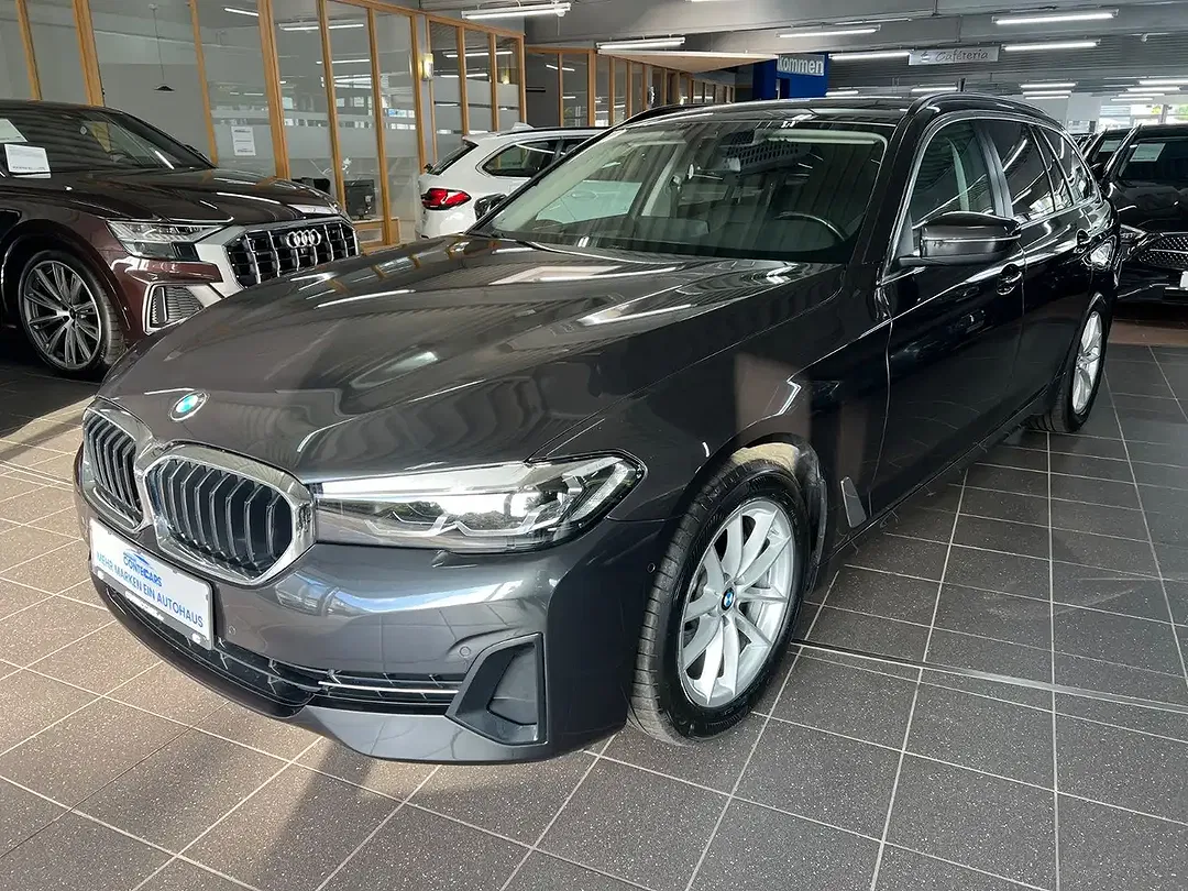 BMW 520 - Thumbnail 5