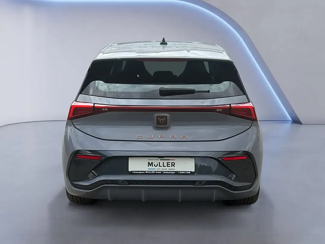 CUPRA Born - Thumbnail 4
