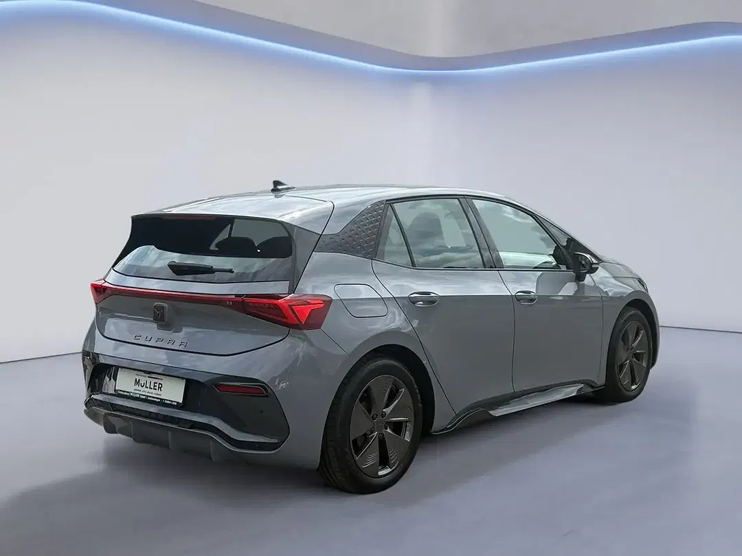 CUPRA Born - Thumbnail 5