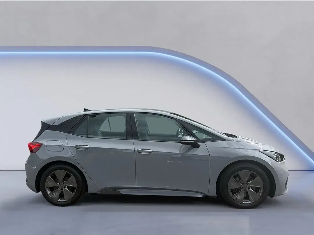 CUPRA Born - Thumbnail 6