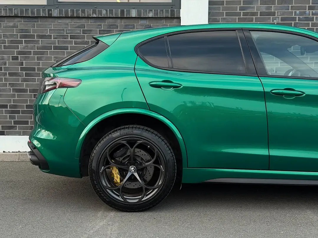 Alfa Romeo Stelvio - Thumbnail 7