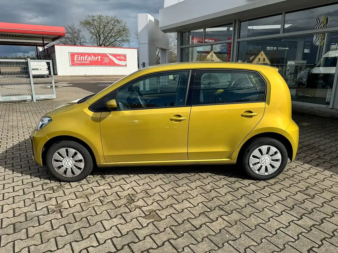 Volkswagen up! - Thumbnail 3