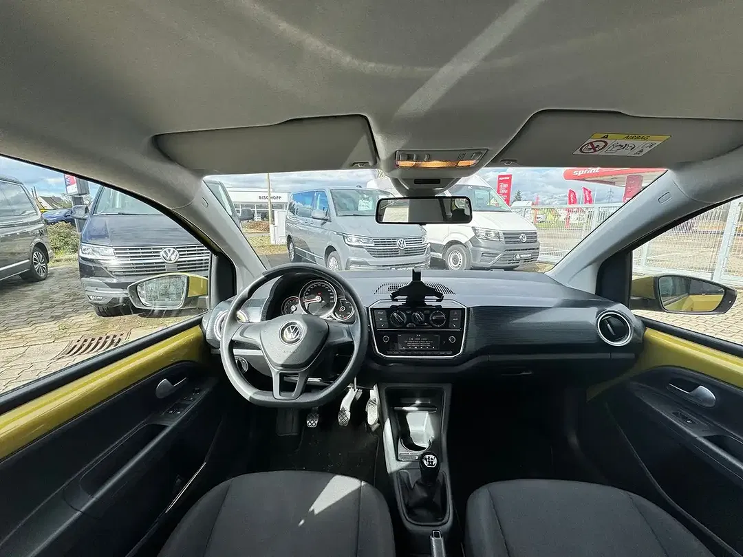 Volkswagen up! - Thumbnail 9