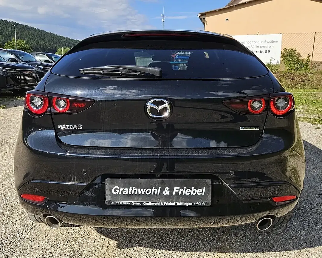 Mazda 3 - Thumbnail 12