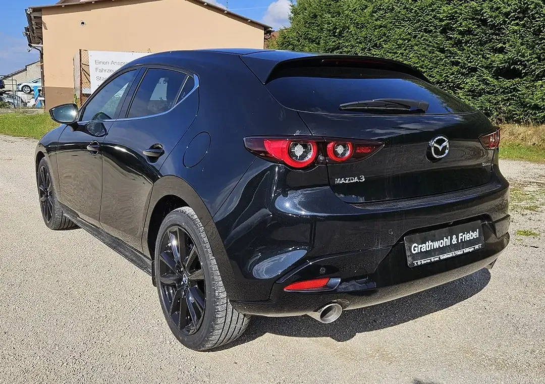 Mazda 3 - Thumbnail 14