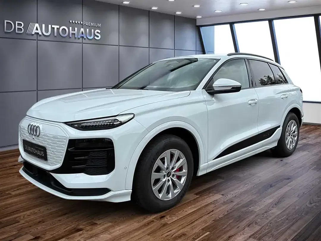 Audi Q6 e-tron quattro - foto 1