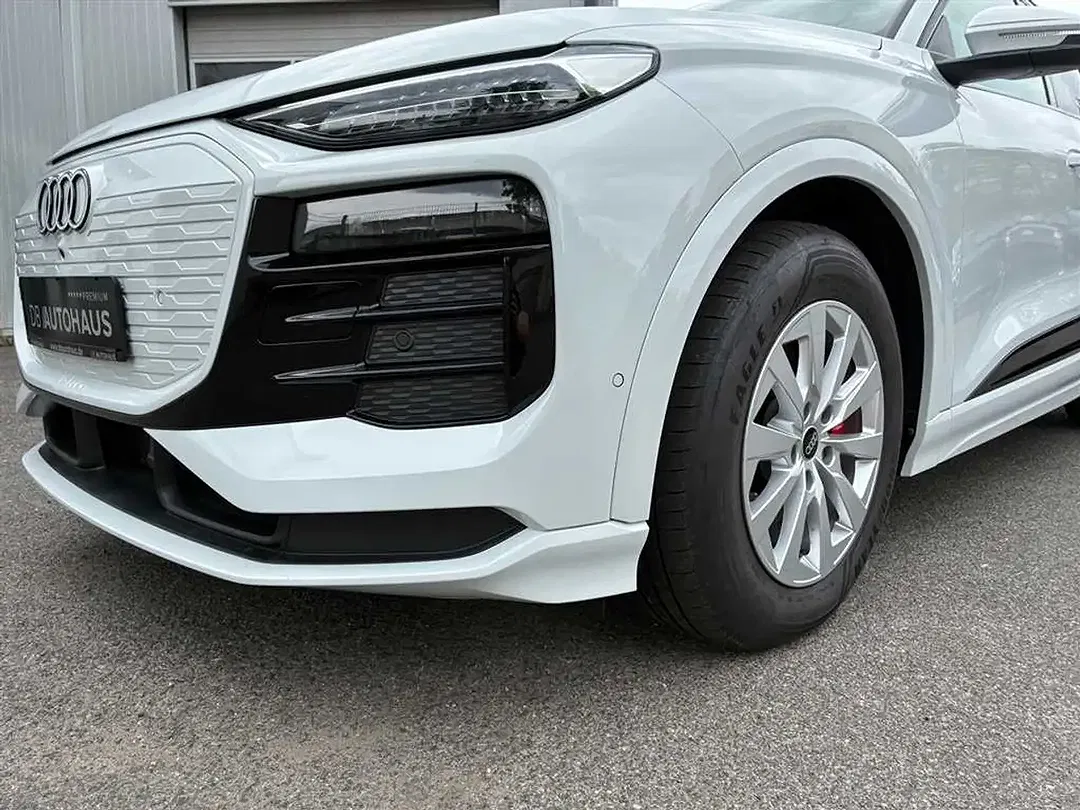 Audi Q6 e-tron - Thumbnail 23