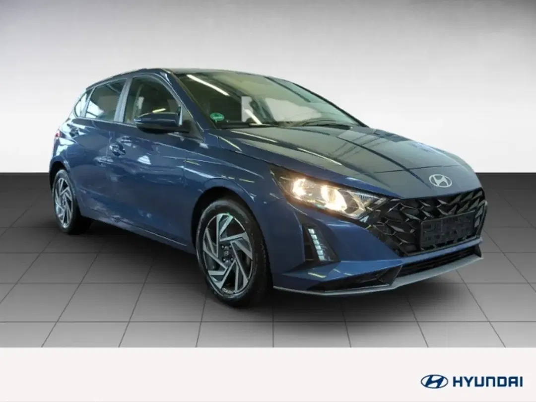 Hyundai i20 - Thumbnail 3