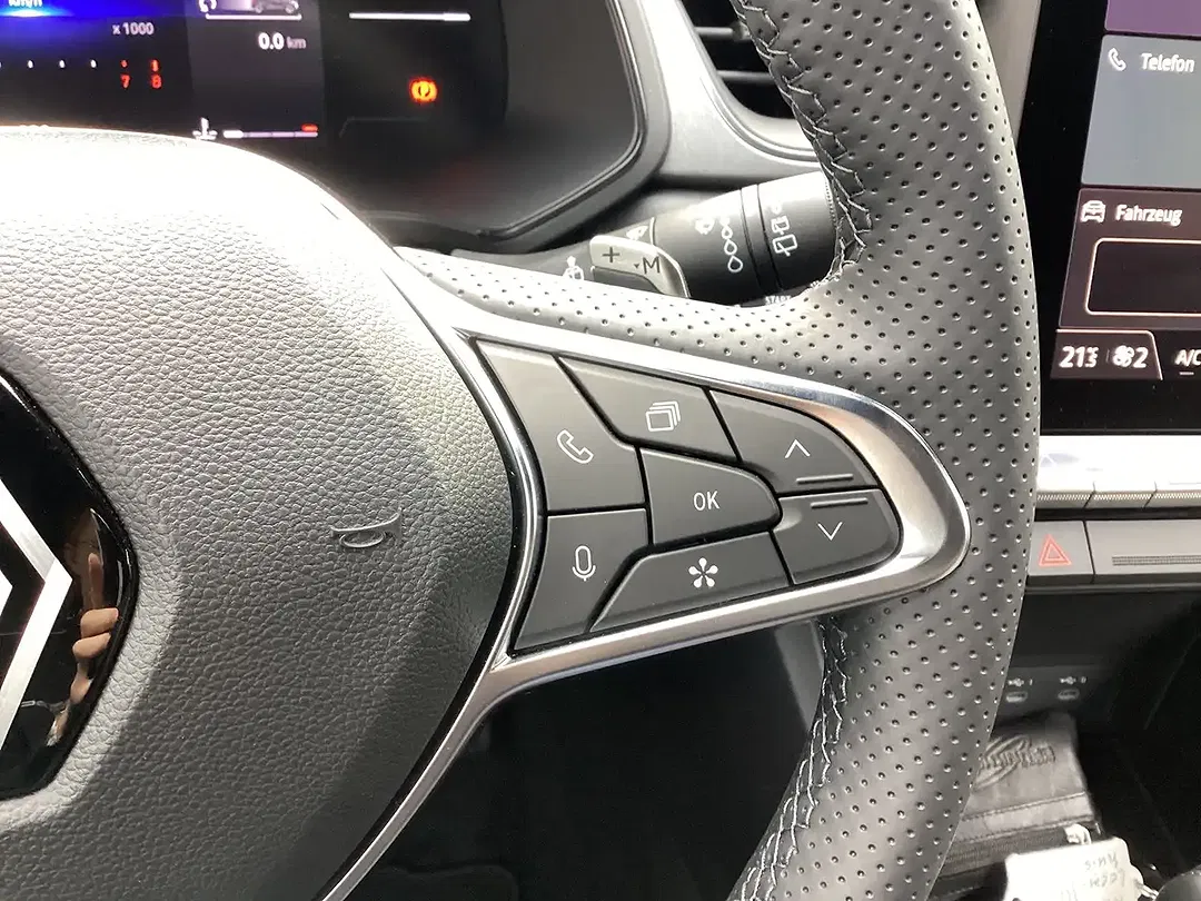 Renault Captur - Thumbnail 13