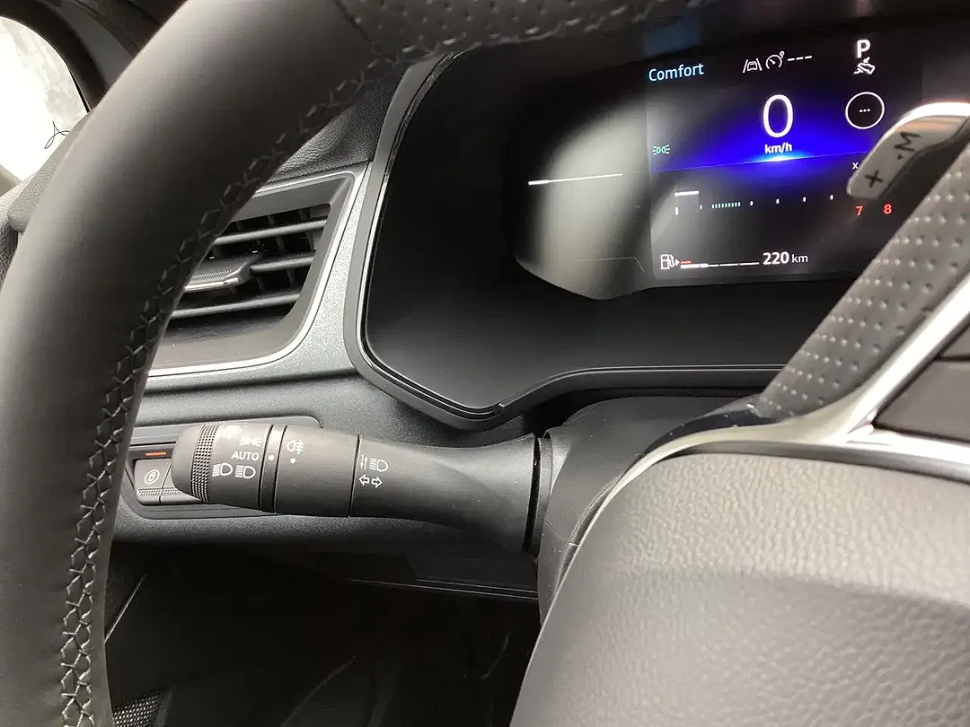 Renault Captur - Thumbnail 14