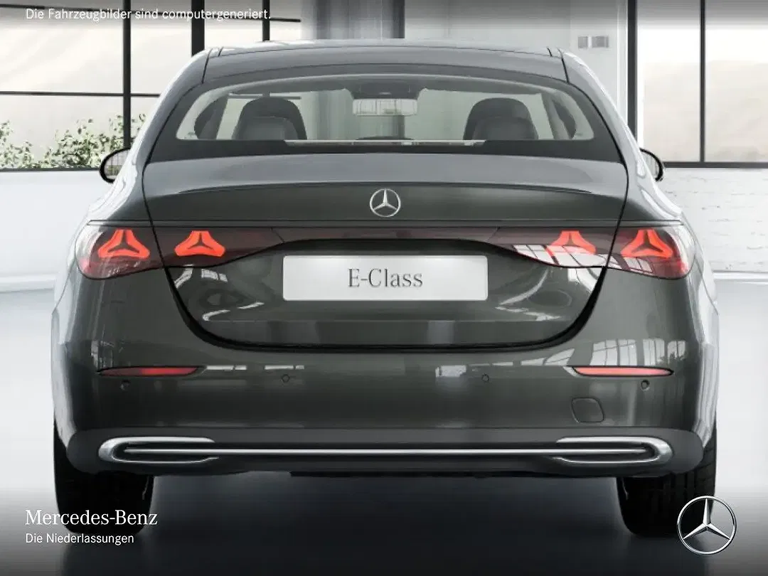 Mercedes-Benz E 220 - Thumbnail 8