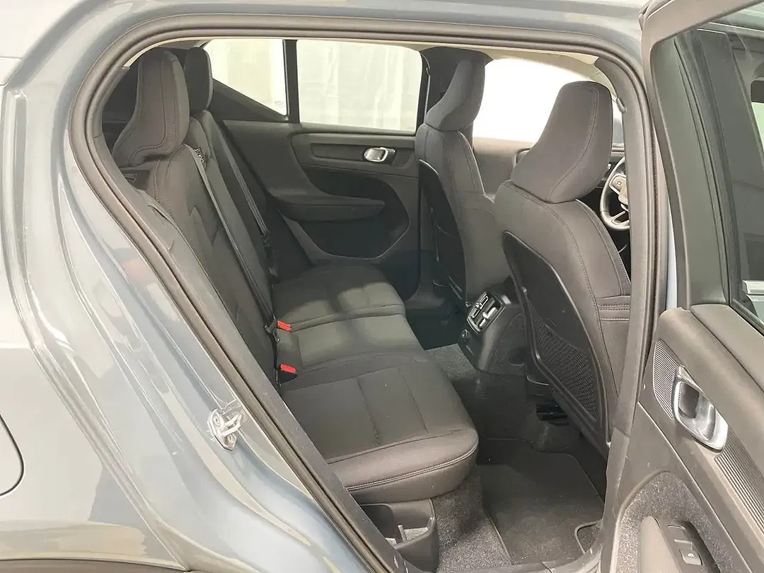 Volvo XC40 - Thumbnail 10