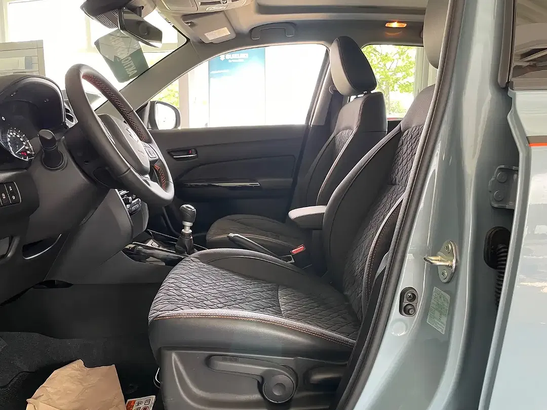 Suzuki Vitara - Thumbnail 19