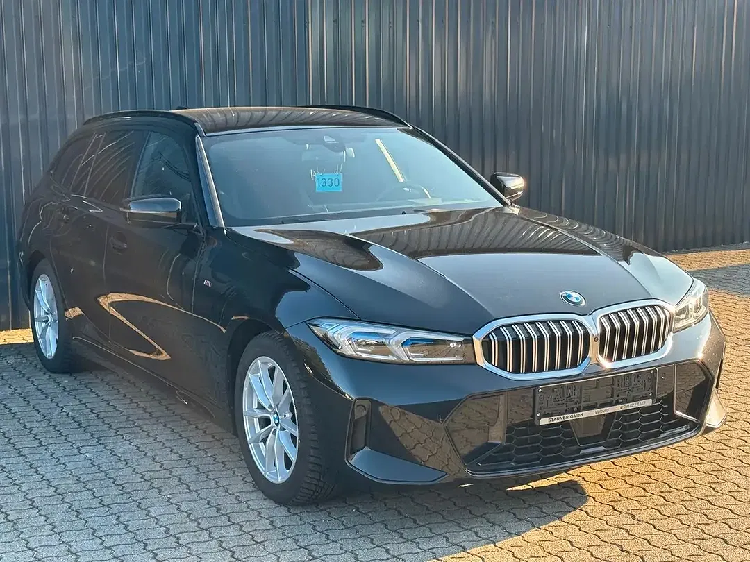 BMW 318 - Thumbnail 2