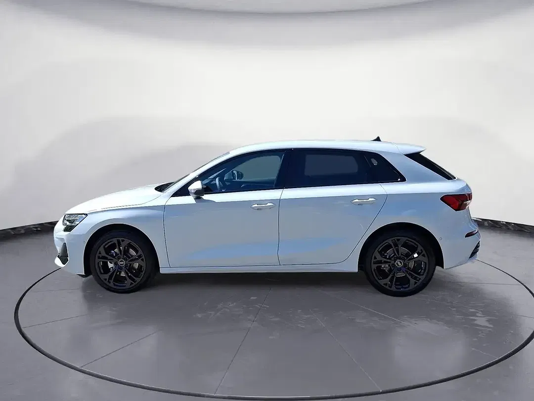Audi A3 - Thumbnail 4