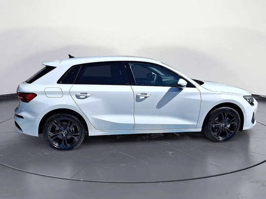 Audi A3 - Thumbnail 6