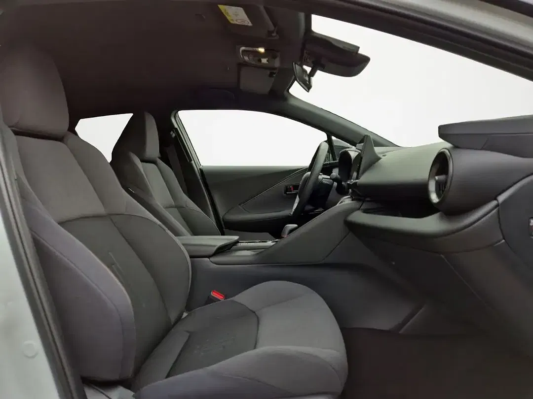 Toyota C-HR - Thumbnail 15