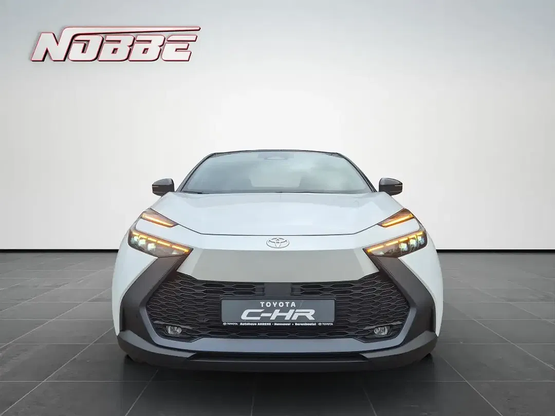 Toyota C-HR - Thumbnail 8