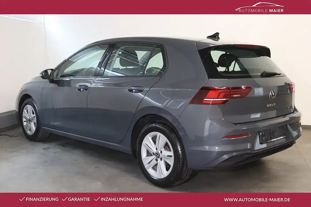 Volkswagen Golf - Thumbnail 3