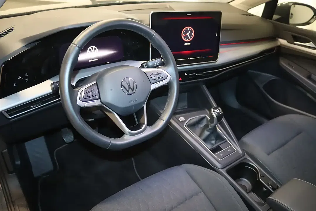 Volkswagen Golf - Thumbnail 9