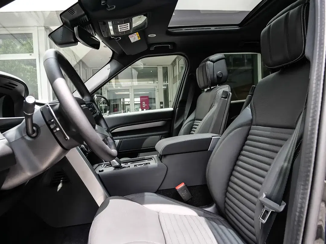 Land Rover Discovery - Thumbnail 13