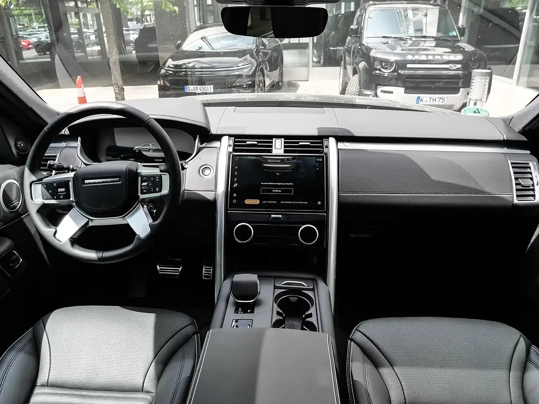 Land Rover Discovery - Thumbnail 6
