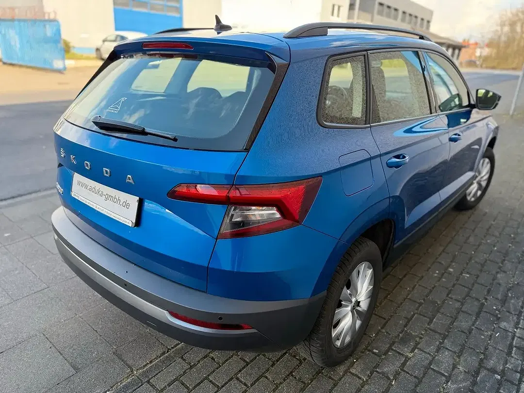 Skoda Karoq - Thumbnail 6