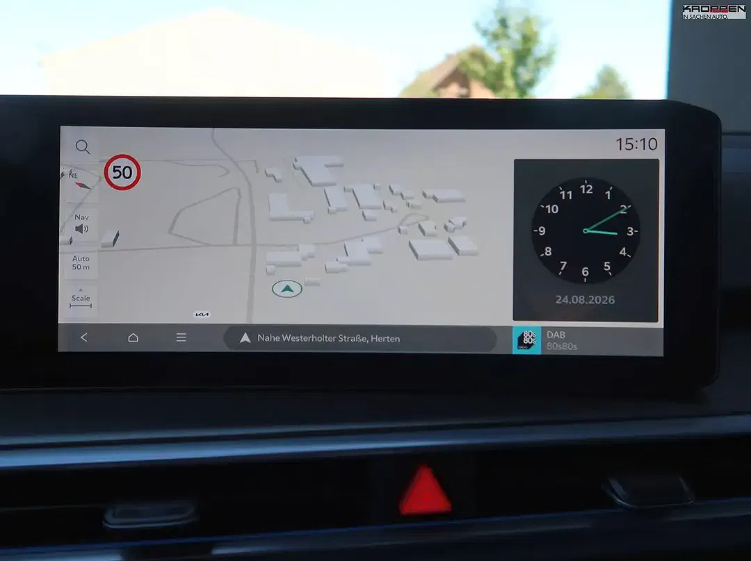 Kia Sorento - Thumbnail 10