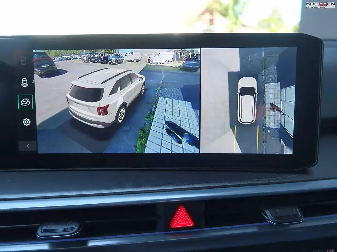 Kia Sorento - Thumbnail 11