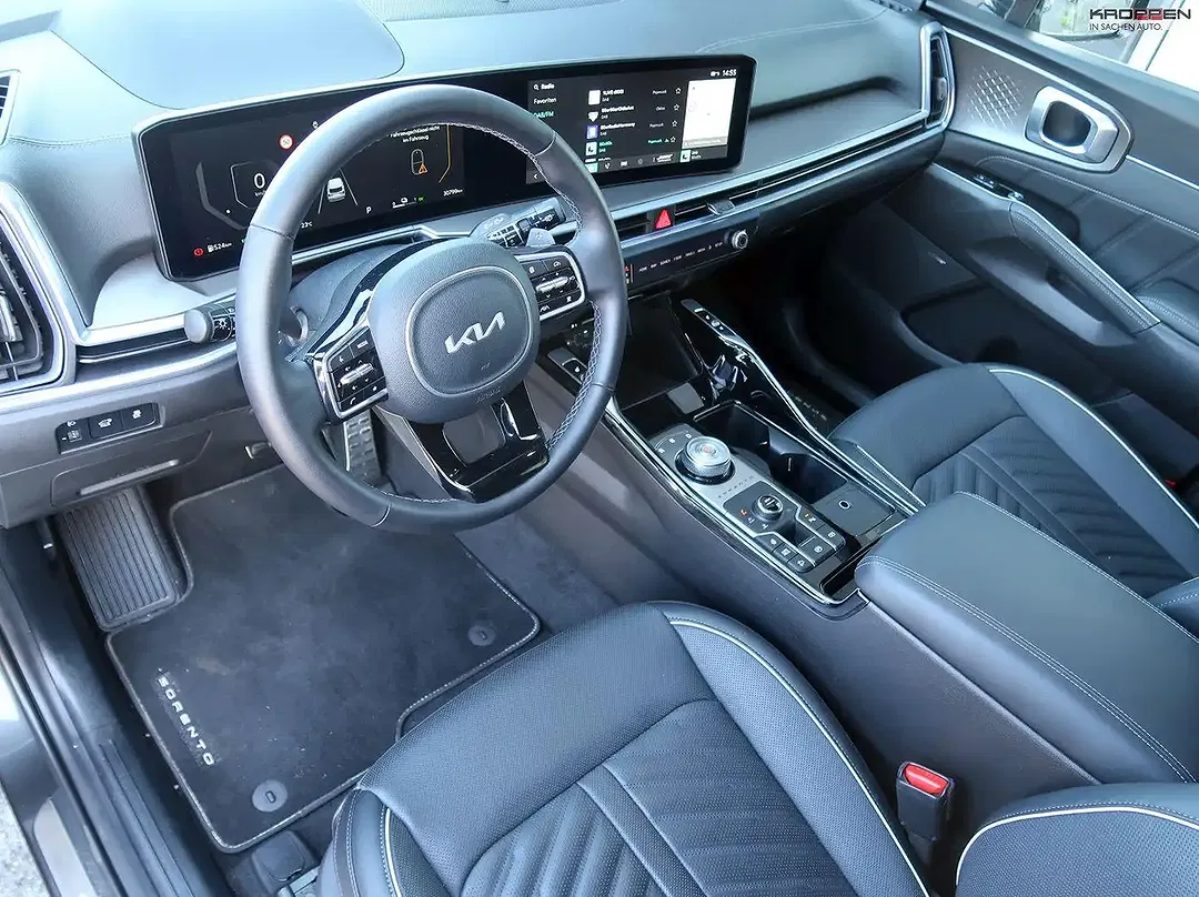 Kia Sorento - Thumbnail 4