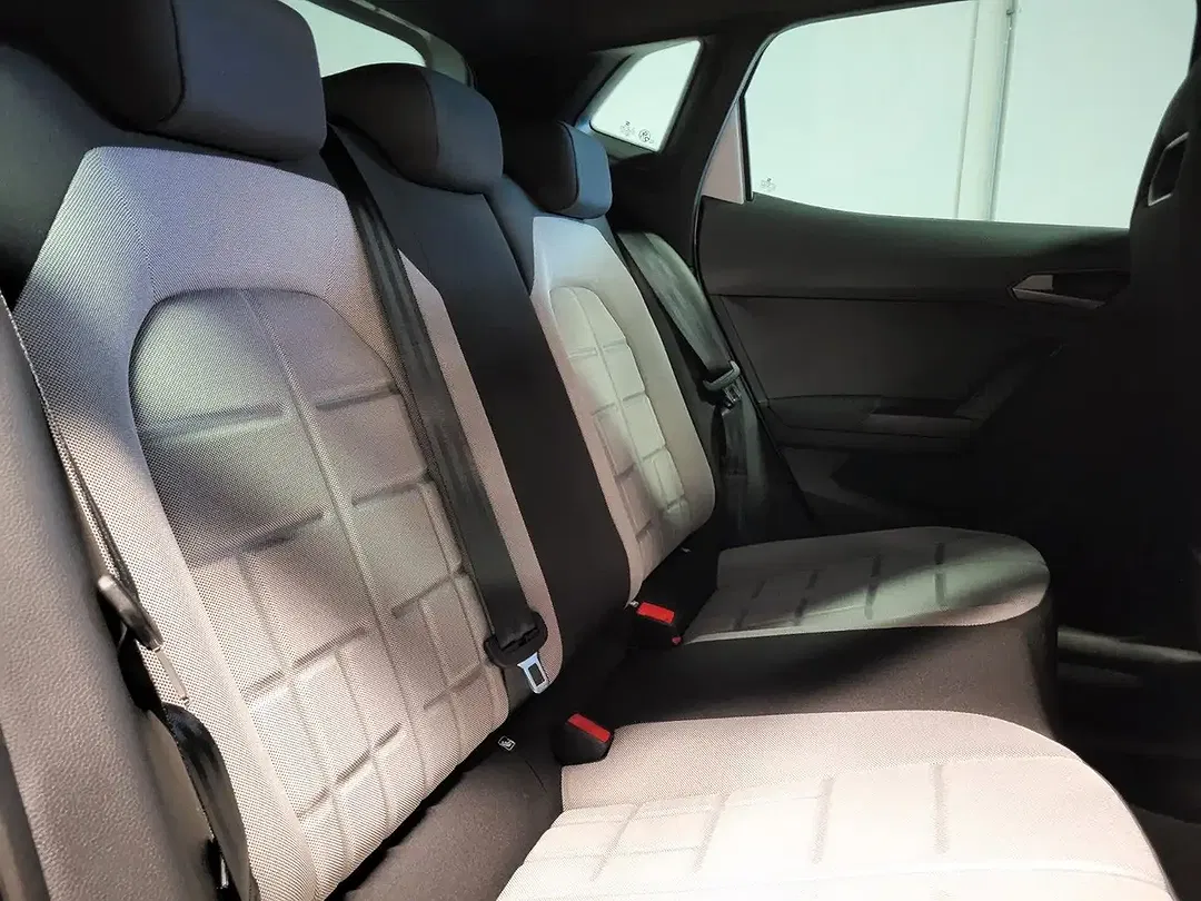 SEAT Ibiza - Thumbnail 7