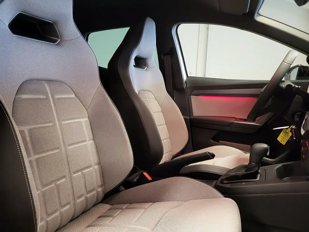 SEAT Ibiza - Thumbnail 8