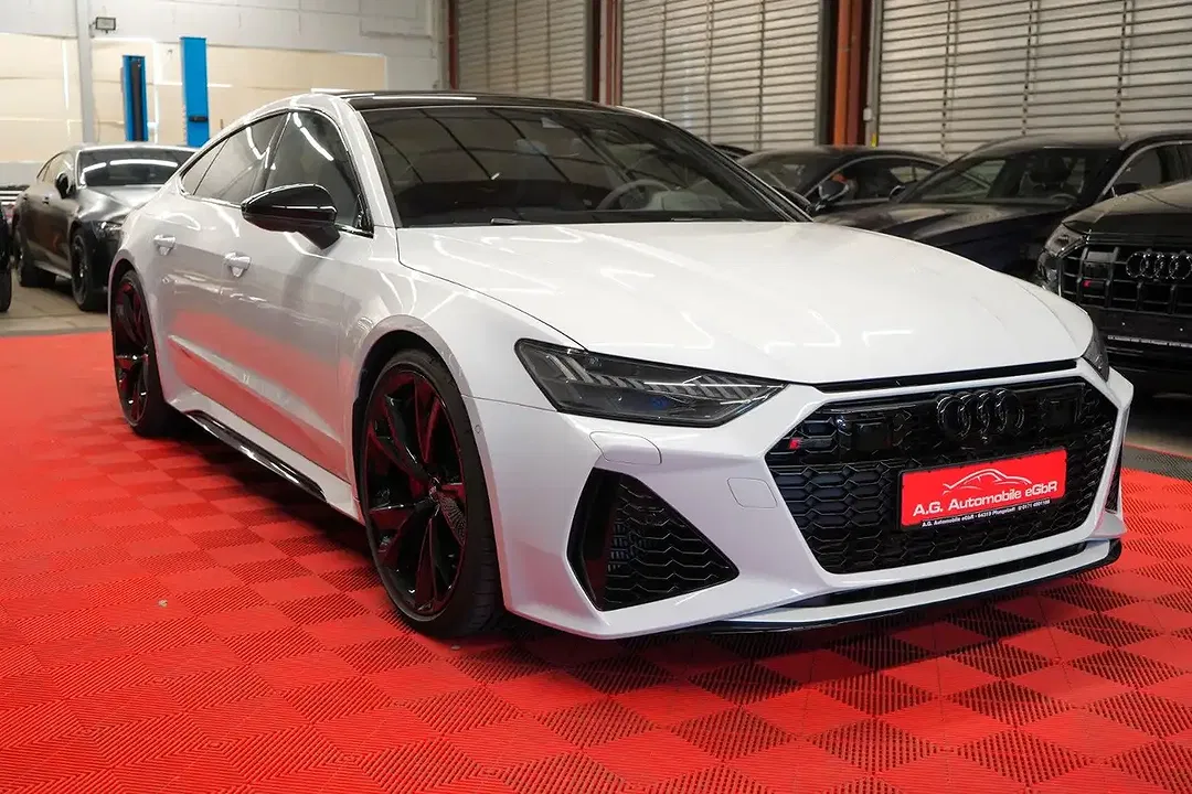 Audi RS7 - Thumbnail 3