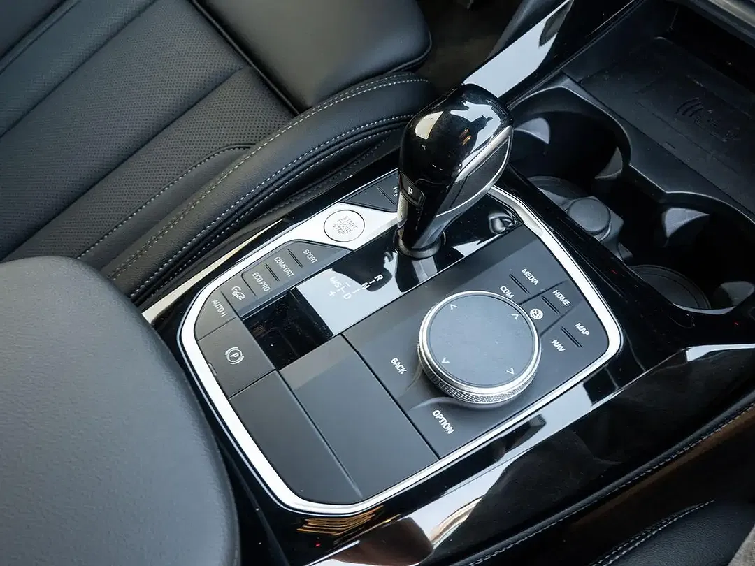 BMW X4 - Thumbnail 13