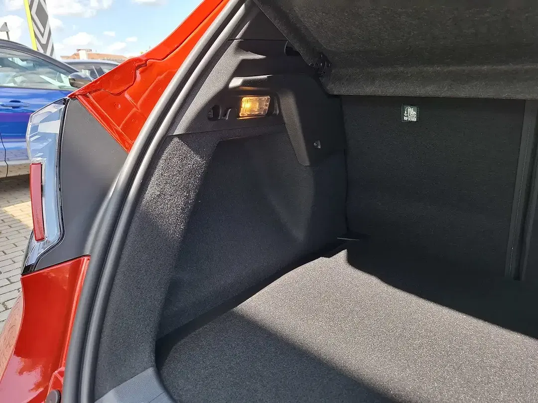 Renault Captur - Thumbnail 13