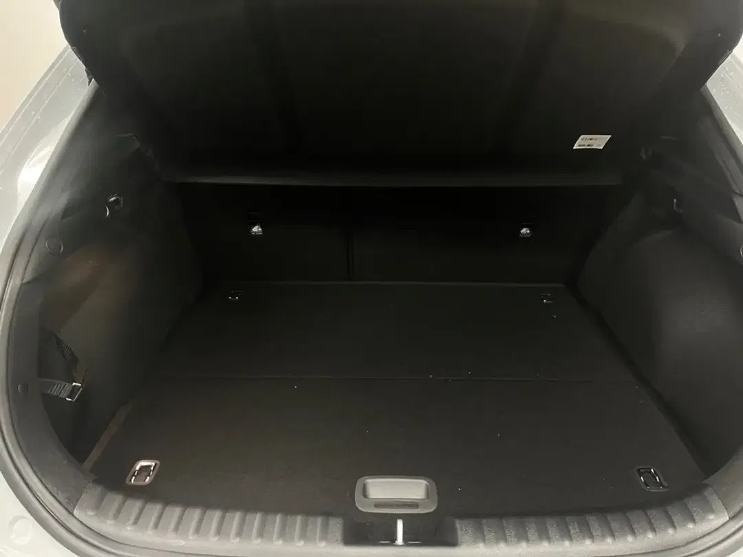 Kia XCeed - Thumbnail 11