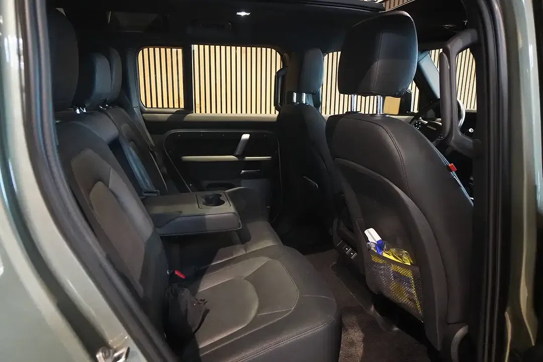 Land Rover Defender - Thumbnail 11
