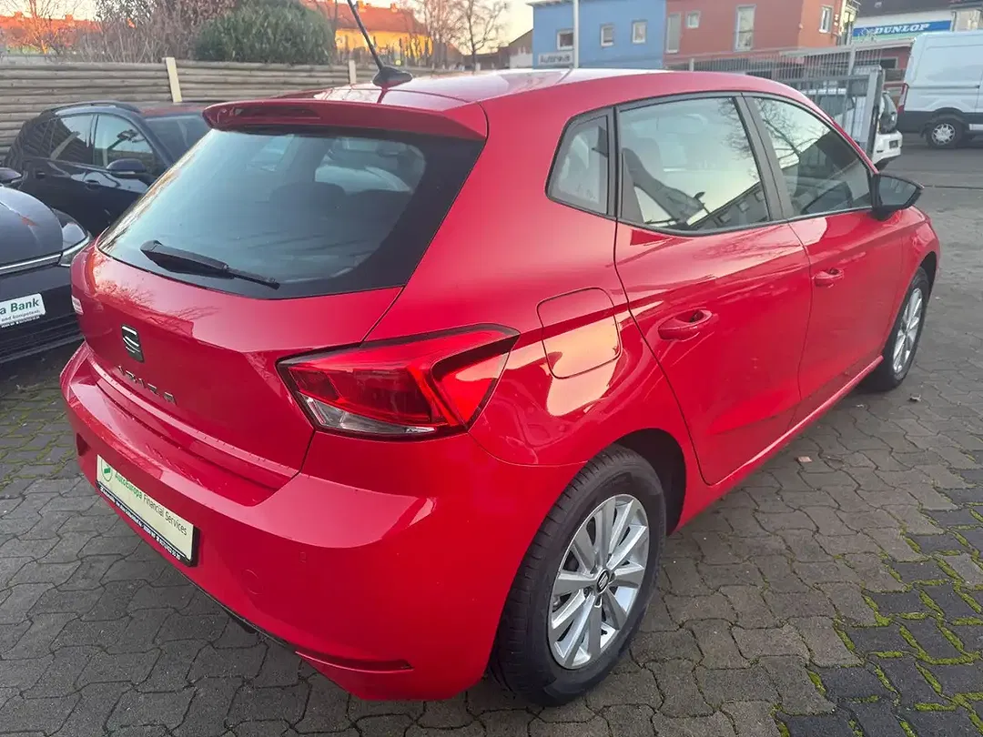 SEAT Ibiza - Thumbnail 4
