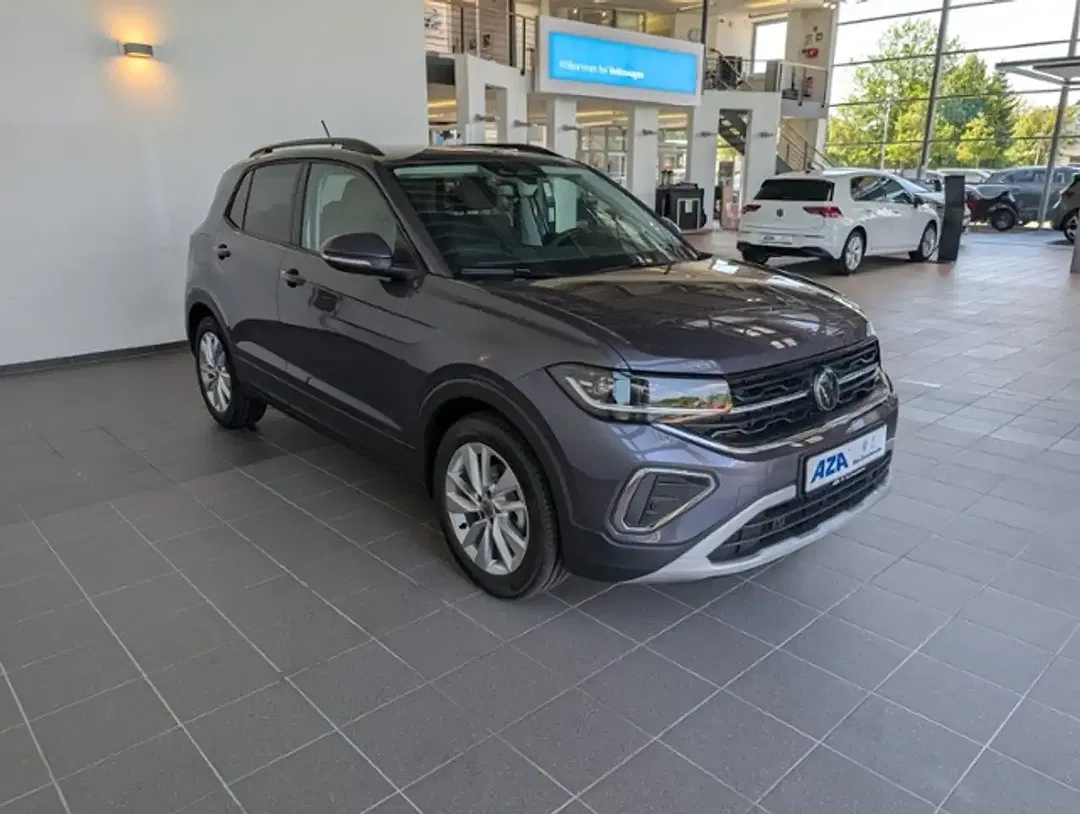 Volkswagen T-Cross - Thumbnail 3