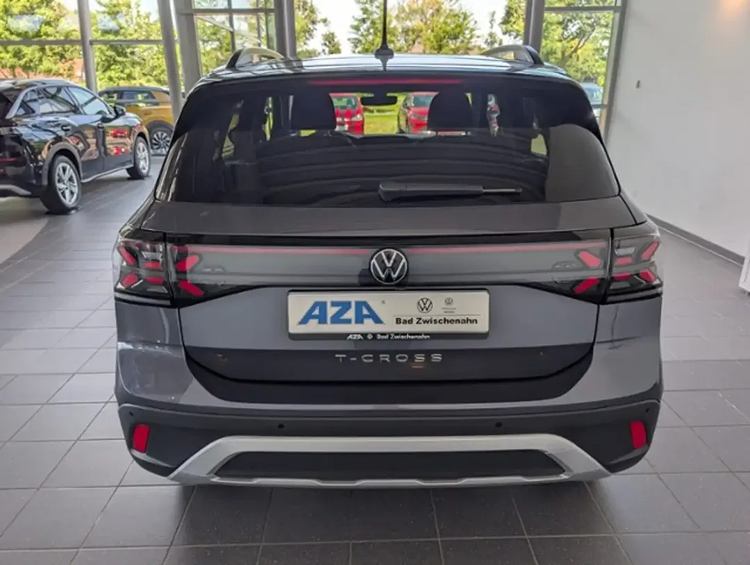 Volkswagen T-Cross - Thumbnail 7