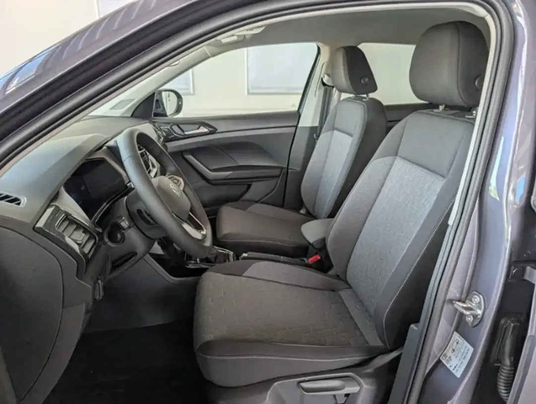 Volkswagen T-Cross - Thumbnail 8
