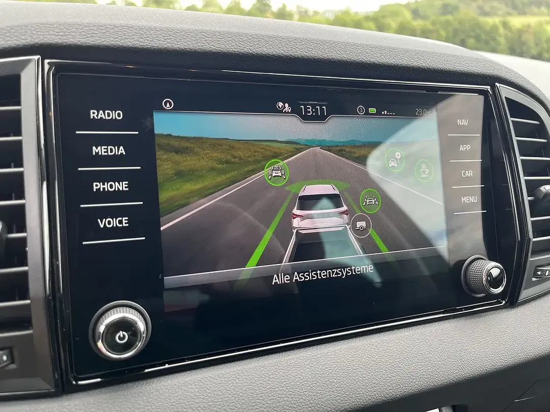 Skoda Karoq - Thumbnail 6